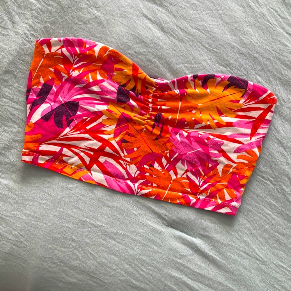 Express Crop Top